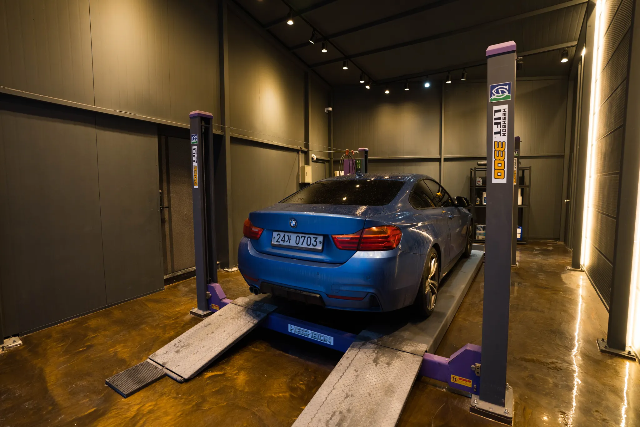 메인 슬라이드 2